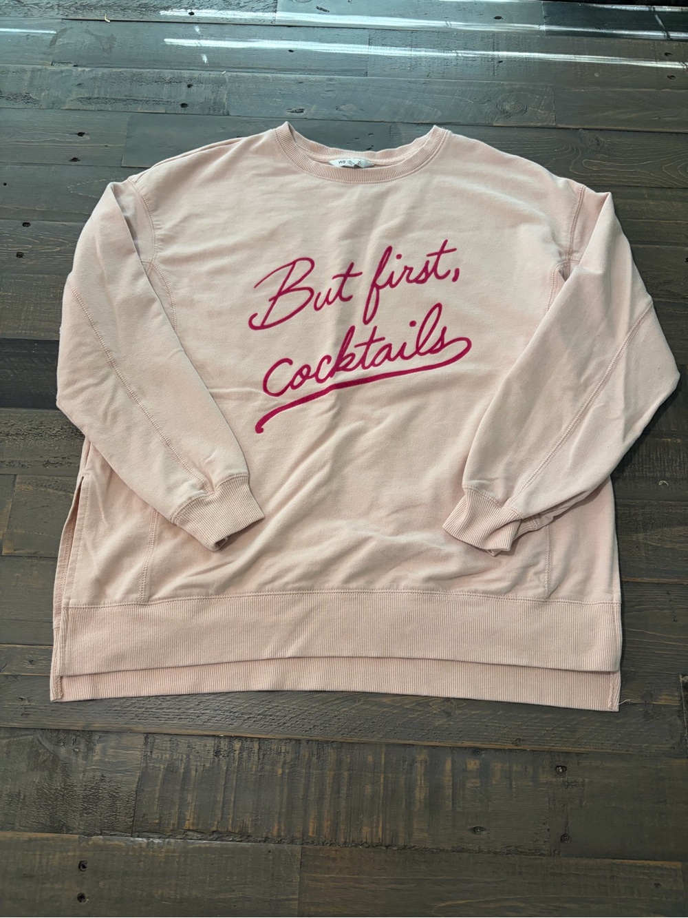 Wildfox But First Cocktails Sweatshirt Women’s S Pink Oversized Pullover